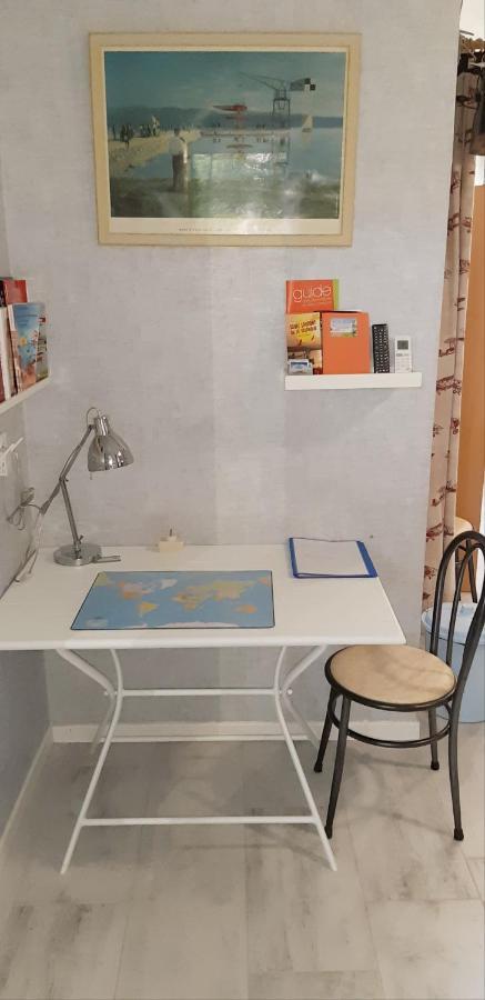 סן-לורן-דה-לה-סלאנק Chambre D'Hotes Du Mas Julianas מראה חיצוני תמונה